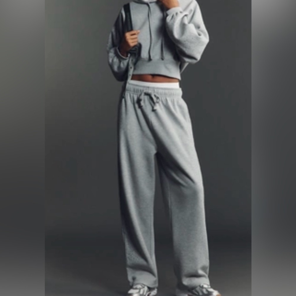 Anthropologie DAILY PRACTICE
RHINESTONE FLEECE WIDE-LEG DRAWSTRING PANTS